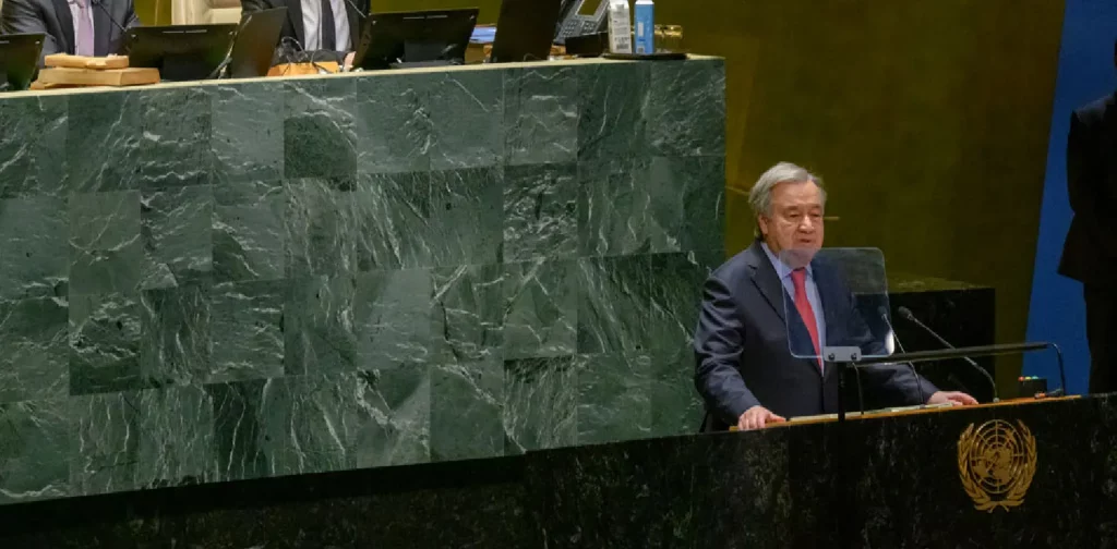 Sekjen PBB António Guterres di tengah pengarahan di markas besar PBB