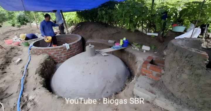 orang membuat tabung untuk menampung gas