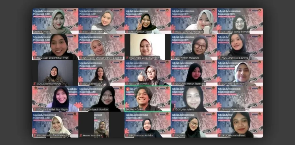 sekelompok orang di layar zoom