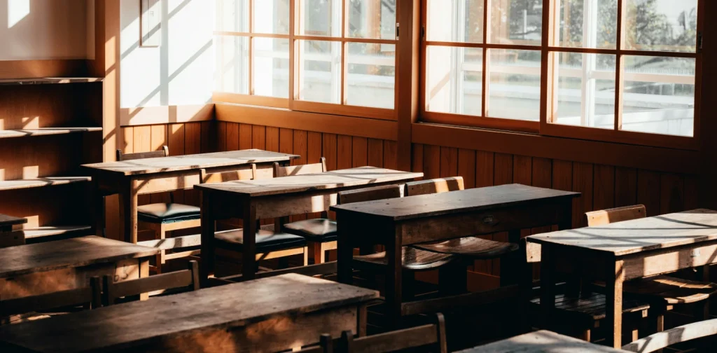 ruang kelas yang kosong